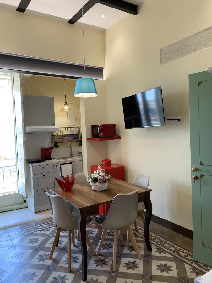 Bed and Breakfast Piazza Fontana Luxury Галатина Экстерьер фото