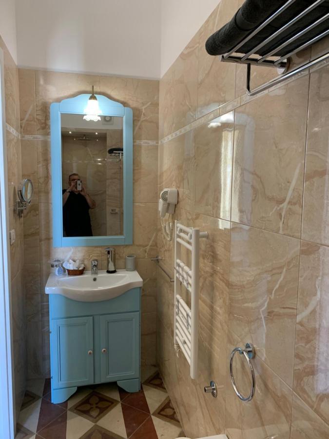 Bed and Breakfast Piazza Fontana Luxury Галатина Экстерьер фото